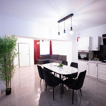 Apartalux Premium Suites Grao de Castellon Bagian luar foto